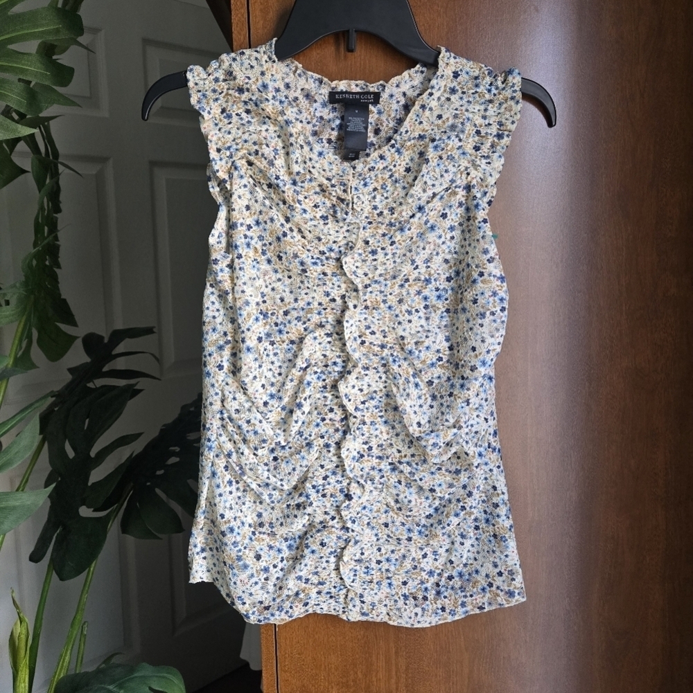 Kenneth Cole Floral Sleeveless Top - Cream and Blue